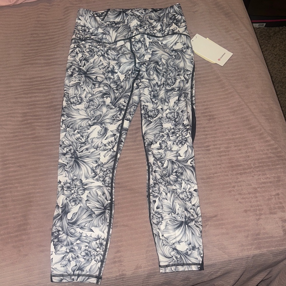 Lululemon Floral Print Women's leggings
